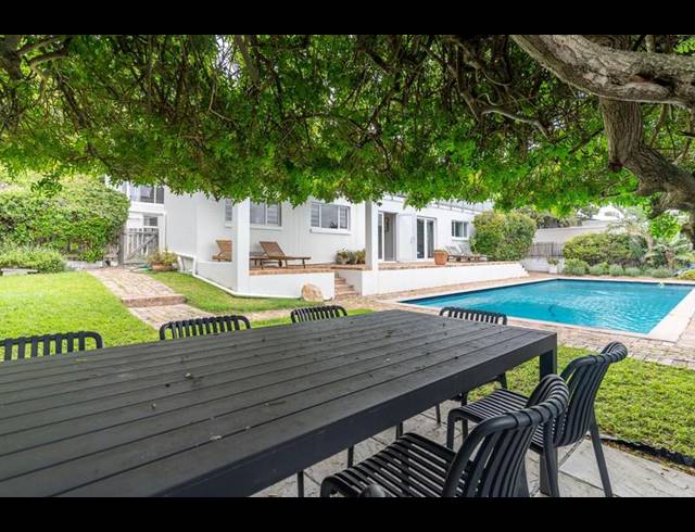 5 BEDROOM HOUSE FOR SALE IN LLANDUDNO